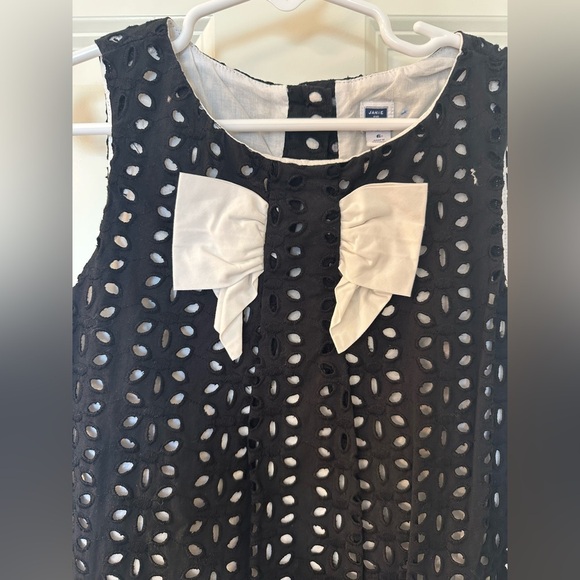 Janie and Jack Eyelet Shift Dress with Bow Black and White Kids Dress - Picture 2 of 4